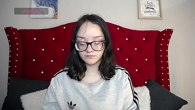 charlotte1-ls online show from December 2024 06:05:01 PM