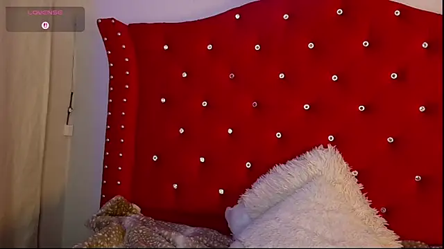 charlotte1-ls online show from December 2025 09:34:02 PM