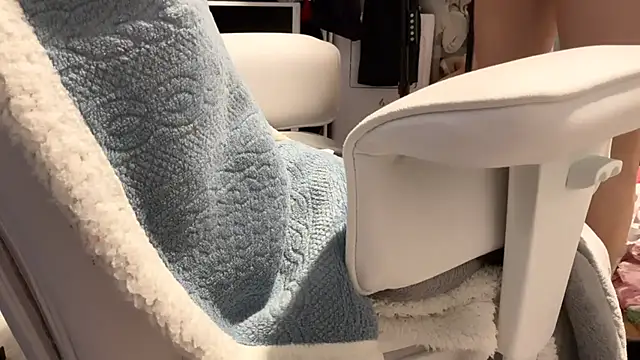 Im IVE LOVE online show from November 2025 12:00:01 AM