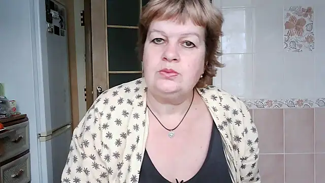 Ettie Tonia online show from January 2025 01:33:02 PM