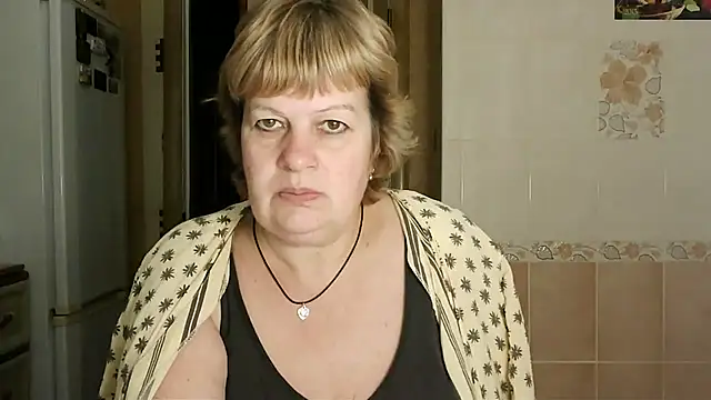 Ettie Tonia online show from February 2025 04:40:01 PM