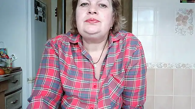 Ettie Tonia online show from February 2025 02:48:01 PM