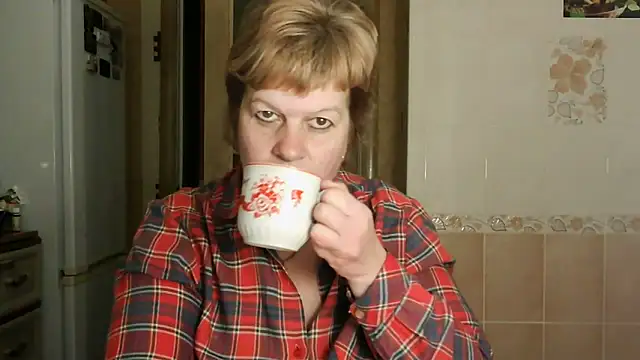 Ettie Tonia online show from March 2025 06:39:02 PM