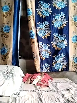 Snapshot of Cute-Ridhima chatting on February 2025 08:03:01 AM Cute-Ridhima online show from February 2025 08:03:01 AM