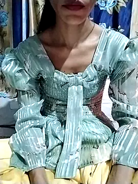 Snapshot of Cute-Ridhima chatting on February 2025 11:14:02 AM Cute-Ridhima online show from February 2025 11:14:02 AM