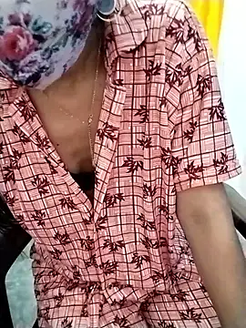 Snapshot of Cute-Ridhima chatting on September 2025 03:16:02 AM Cute-Ridhima online show from September 2025 03:16:02 AM