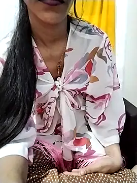 Snapshot of Cute-Ridhima chatting on October 2025 03:14:01 AM Cute-Ridhima online show from October 2025 03:14:01 AM