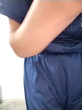 Snapshot of Cute-Ridhima chatting on November 2025 03:39:02 AM Cute-Ridhima online show from November 2025 03:39:02 AM