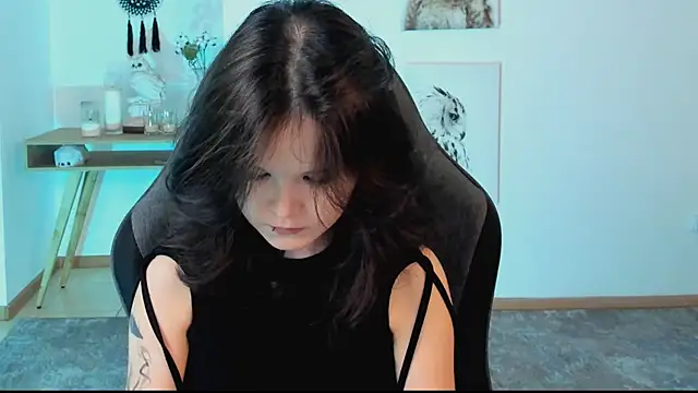 Elainebeness online show from March 2025 07:25:01 PM