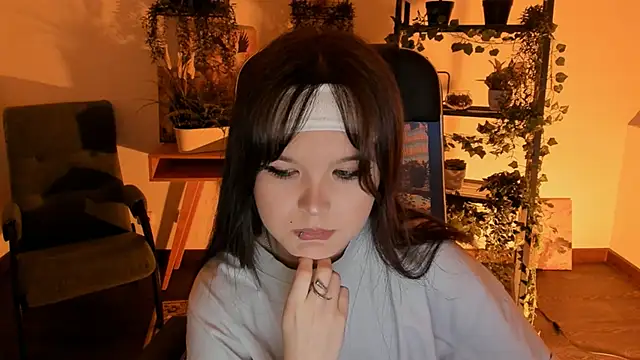 Elainebeness online show from March 2026 07:31:01 PM