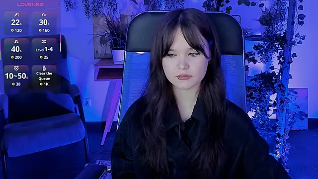 Elainebeness online show from March 2026 07:08:01 PM