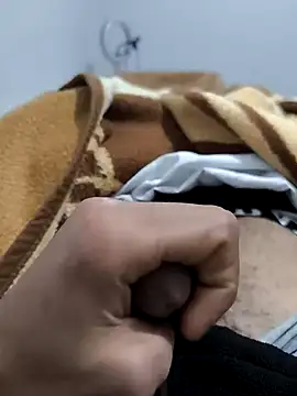 Snapshot of kinghunter21 chatting on December 2024 07:32:02 PM kinghunter21 online show from December 2024 07:32:02 PM