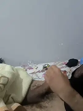 Snapshot of kinghunter21 chatting on February 2025 05:34:02 AM kinghunter21 online show from February 2025 05:34:02 AM