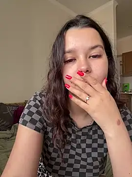 PoppyRobinson online show from December 2024 08:14:02 AM