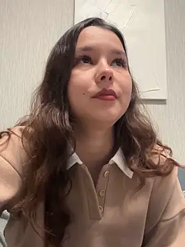 PoppyRobinson online show from December 2024 09:14:01 AM