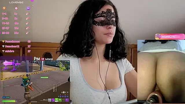 salomea r online show from April 2026 07:58:01 PM