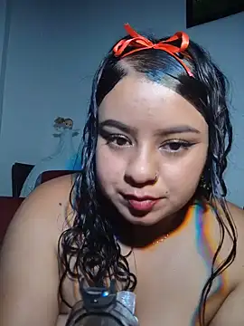 Snapshot of Princess_Lau chatting on July 2026 06:51:01 AM Princess Lau online show from July 2026 06:51:01 AM