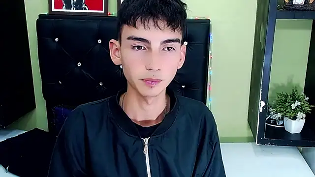 ttimy x boy online show from February 2025 12:06:02 AM