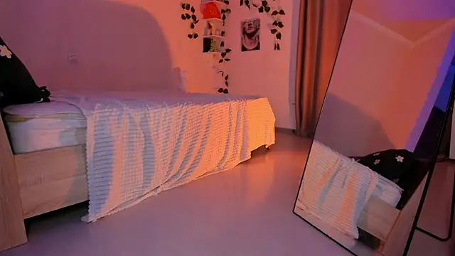 Emily relish online show from February 2025 01:13:02 PM