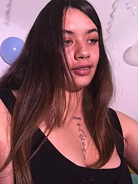 Miss oliviaa online show from December 2024 11:29:01 PM