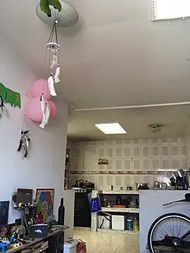 Miss oliviaa online show from January 2025 07:11:01 PM