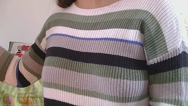 Miss oliviaa online show from February 2025 08:09:02 PM