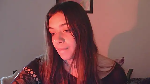 Miss oliviaa online show from March 2025 07:57:02 PM