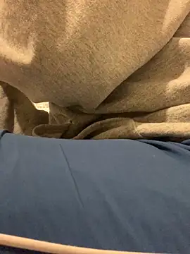 Miss oliviaa online show from November 2025 06:26:01 PM