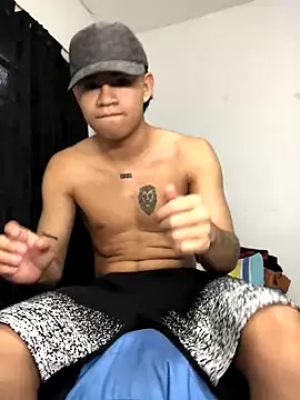 logannth online show from November 2025 09:36:01 PM