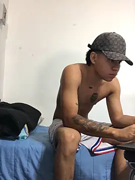 logannth online show from November 2025 10:24:01 PM