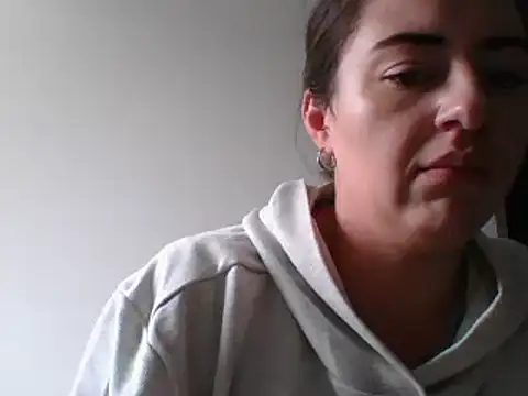  karlie kloss  online show from December 2024 07:16:02 PM