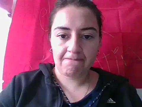  karlie kloss  online show from March 2025 07:25:01 PM