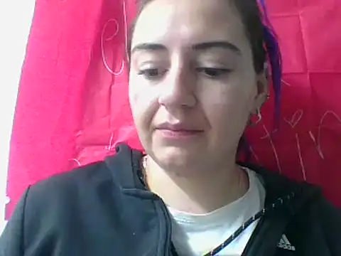  karlie kloss  online show from March 2025 12:40:02 AM