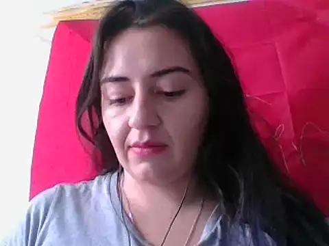  karlie kloss  online show from March 2025 08:18:02 PM