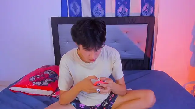 Snapshot of Johhan__Lee chatting on December 2024 02:37:02 AM Johhan Lee online show from December 2024 02:37:02 AM