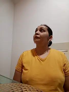 MirandaSoto online show from December 2025 03:34:01 AM