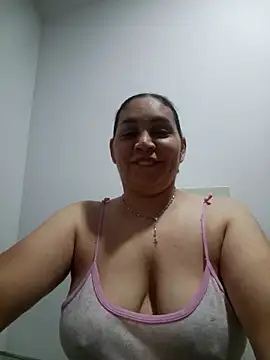 MirandaSoto online show from April 2026 05:12:02 AM