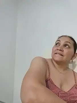 Snapshot of MirandaSoto chatting on July 2026 03:37:02 AM MirandaSoto online show from July 2026 03:37:02 AM