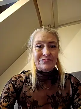 lisalustjouw online show from January 2025 12:19:02 PM