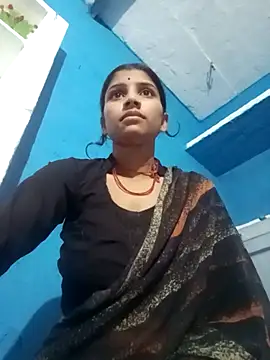 Nisha Cute online show from October 2025 11:49:02 PM