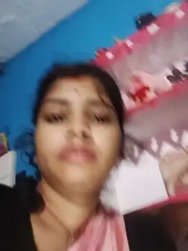 Nisha Cute online show from May 2026 11:02:02 PM