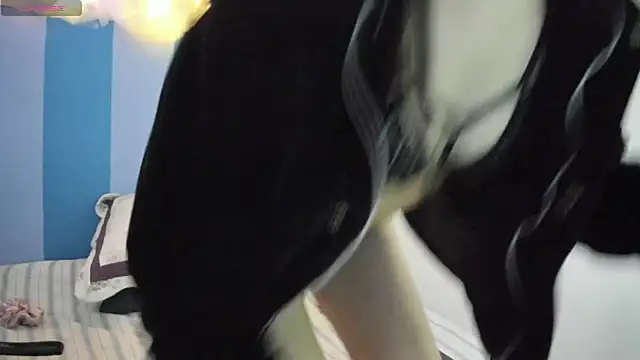 britny clouds online show from December 2024 12:03:01 PM