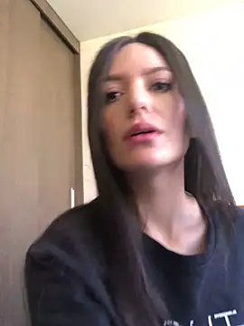 britny clouds online show from March 2025 04:23:01 PM