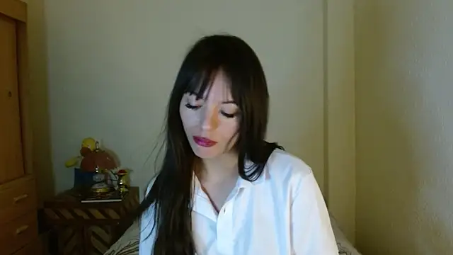 britny clouds online show from November 2025 08:31:01 PM