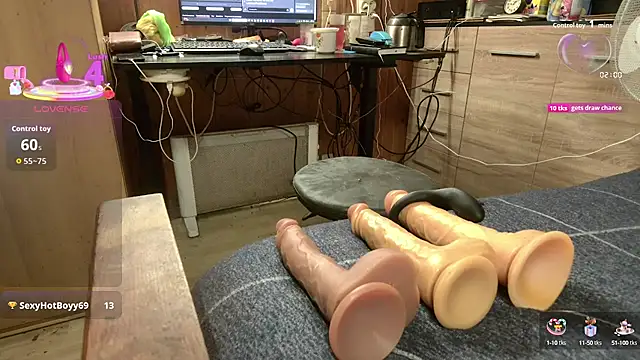 misteryman1956 online show from September 2025 07:10:02 AM