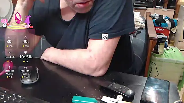 misteryman1956 online show from October 2025 06:08:02 AM