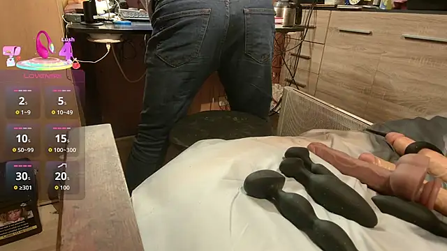 misteryman1956 online show from January 2026 08:20:01 AM