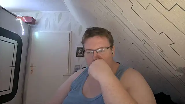 der alex38 online show from February 2025 10:15:01 PM