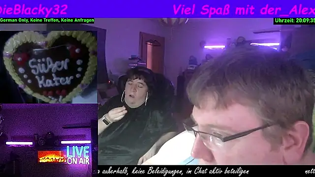 der alex38 online show from November 2025 07:08:02 PM