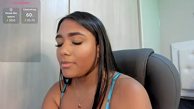 nicole  parker1 online show from March 2026 01:17:02 PM